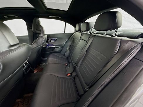 Used 2025 Mercedes-Benz C 300 4MATIC Sedan image 26