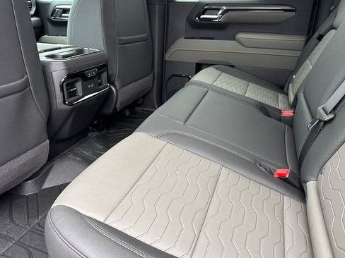 New 2026 Chevrolet Silverado 1500 ZR2 AWD/4WD image 15