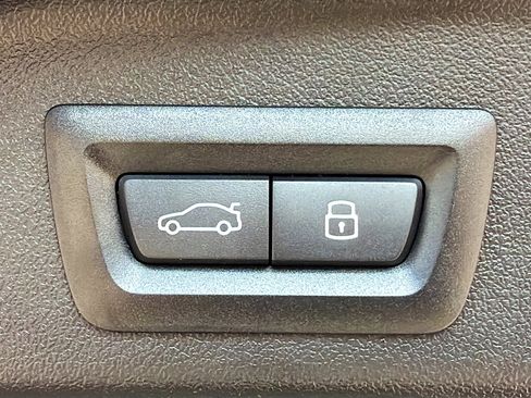 New 2026 BMW X5 sDrive40i w/ M Sport Package image 13