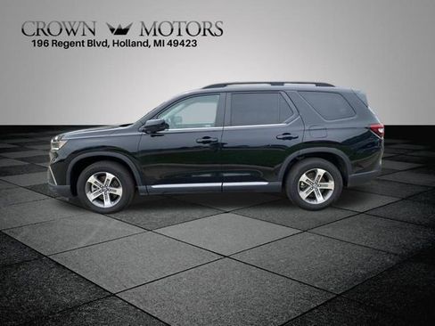 Used 2024 Honda Pilot EX-L image 8