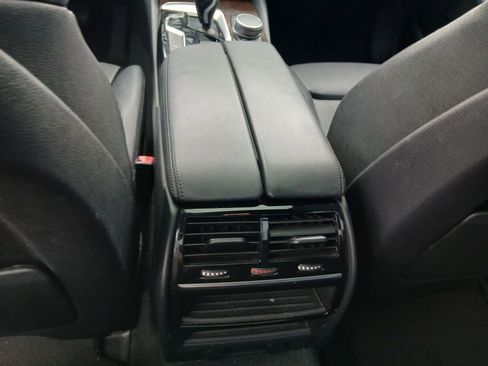 Used 2017 BMW 530i image 28