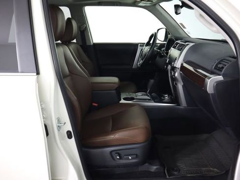 Used 2023 Toyota 4Runner Limited AWD/4WD image 61