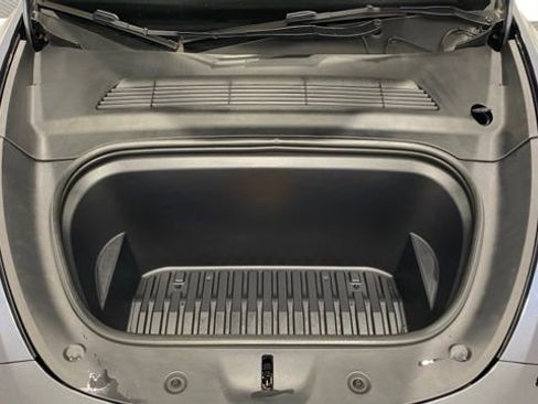 Used 2023 Tesla Model Y Long Range image 8