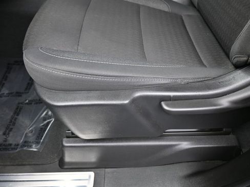 Used 2024 Chevrolet Silverado 3500 LT image 15