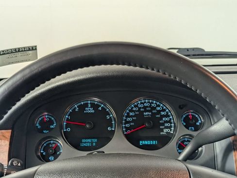 Used 2008 Chevrolet Tahoe LTZ w/ LTZ Preferred Equipment Group RWD image 18