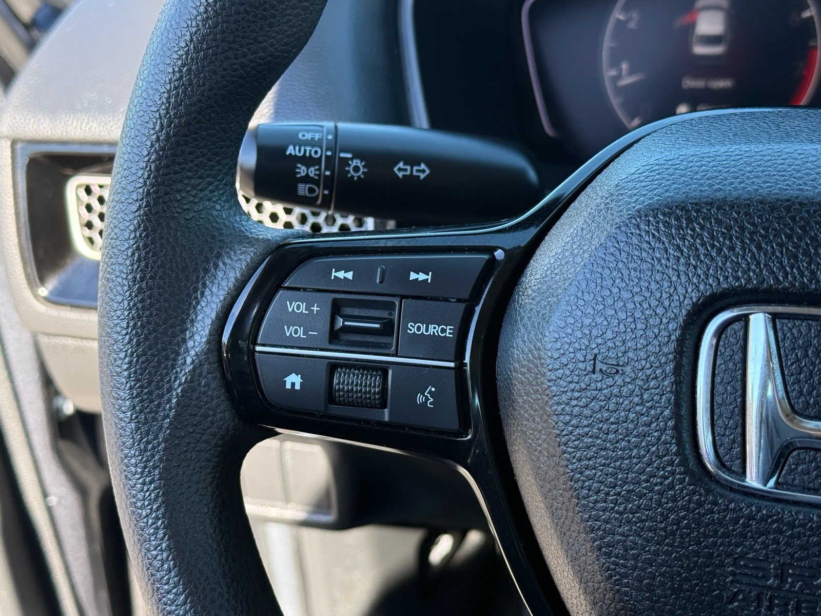 Used 2025 Honda Civic LX image 17