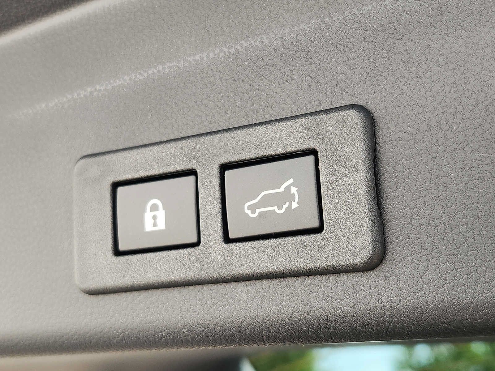 Used 2025 Subaru Ascent Premium AWD/4WD image 28