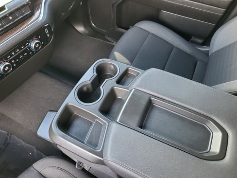 Used 2023 GMC Sierra 1500 SLE image 16