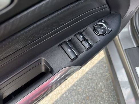 Used 2025 Ford Mustang Premium RWD image 24