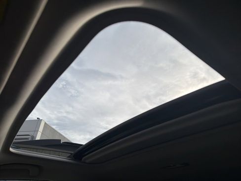 Used 2017 Subaru Outback 2.5i Limited image 31