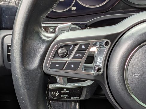 Used 2021 Porsche Cayenne Turbo image 20