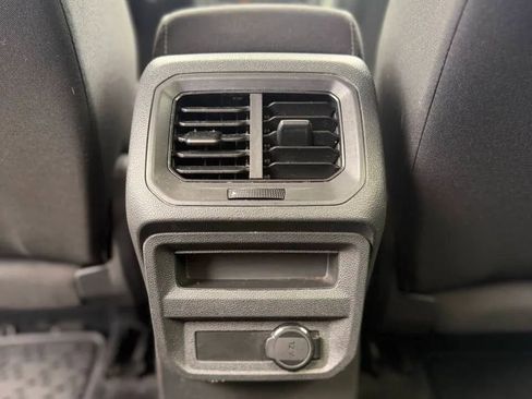 Used 2020 Volkswagen Tiguan S FWD image 12