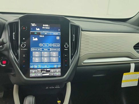 New 2026 Subaru Forester Premium AWD/4WD image 18