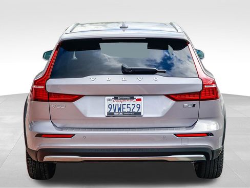 Certified 2026 Volvo V60 B5 Cross Country Plus w/ Climate Package image 6