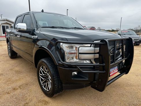 Used 2018 Ford F150 Platinum w/ Equipment Group 701A Luxury image 3