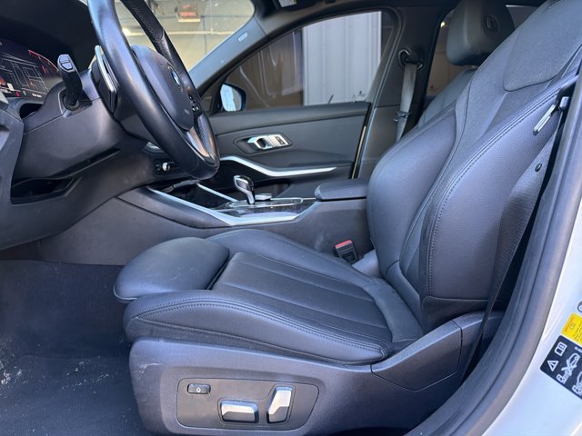 Used 2021 BMW 330i xDrive Sedan w/ Driving Assistance Package AWD/4WD image 12