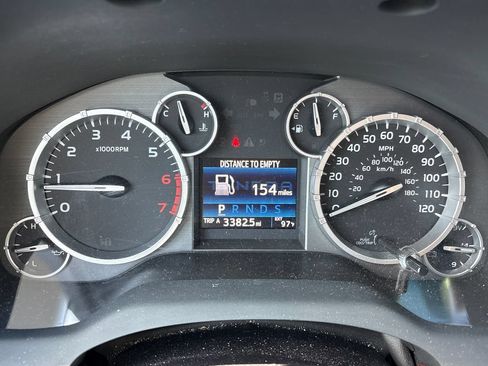 Used 2017 Toyota Tundra Limited w/ Limited Premium Package AWD/4WD image 19