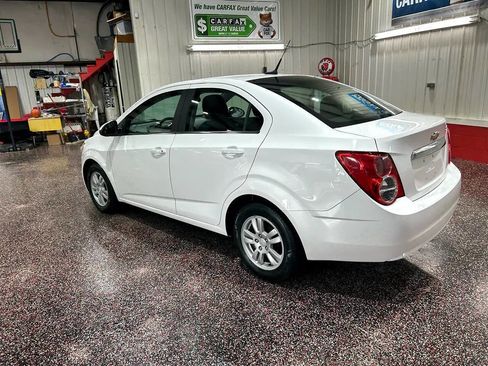 Used 2014 Chevrolet Sonic LT image 5