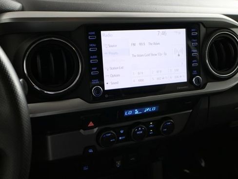 Used 2021 Toyota Tacoma SR5 RWD image 18