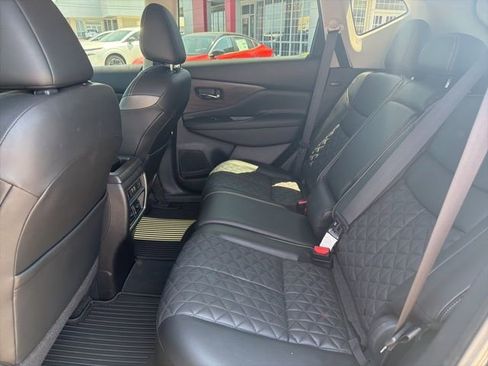 Used 2019 Nissan Murano Platinum w/ Cargo Package FWD image 11