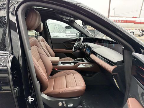 New 2026 Lincoln Nautilus Reserve image 7