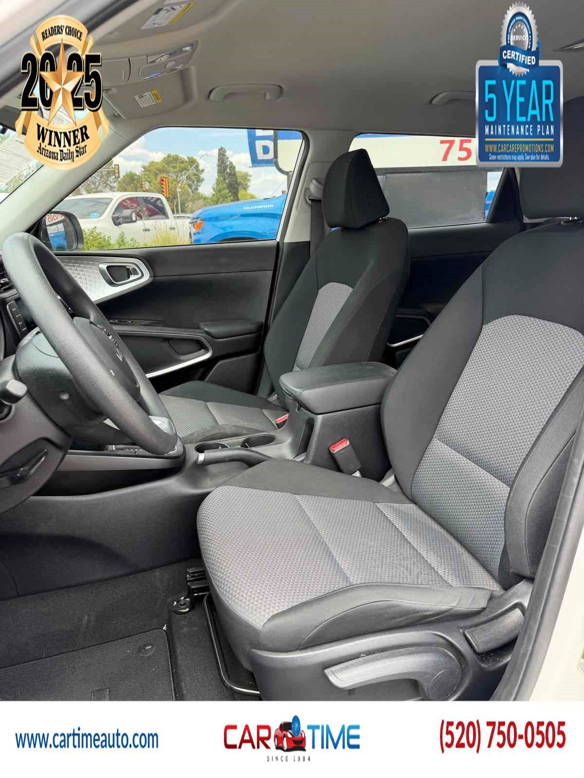 Used 2023 Kia Soul LX w/ LX Technology Package FWD image 13