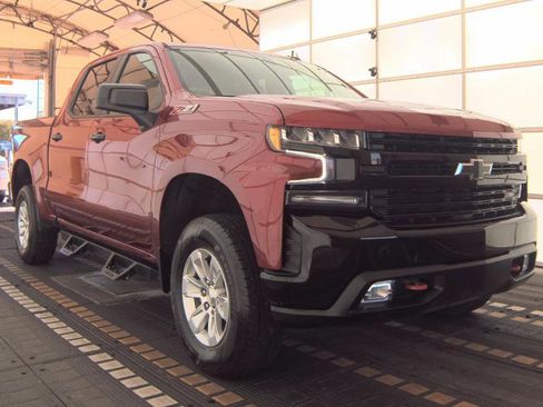 Used 2022 Chevrolet Silverado 1500 LT Trail Boss w/ Bed Protection Package image 2