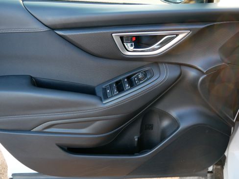 Used 2023 Subaru Forester Premium image 30