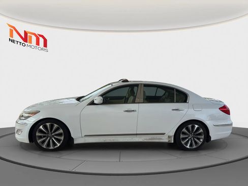 Used 2014 Hyundai Genesis 5.0 R-Spec image 2