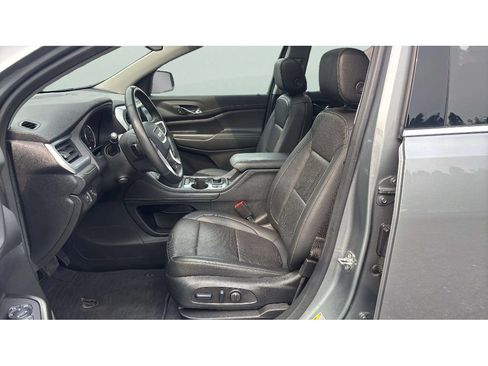 Used 2023 GMC Acadia SLT w/ Preferred Package AWD/4WD image 11