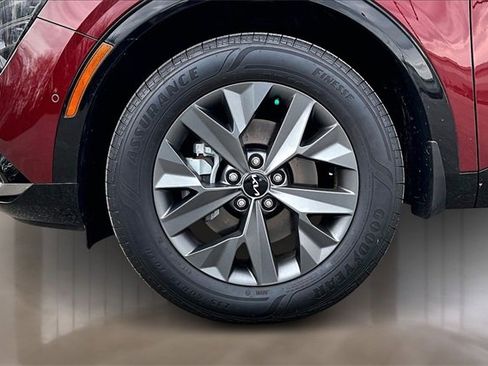 Used 2025 Kia Sportage SX Prestige image 28