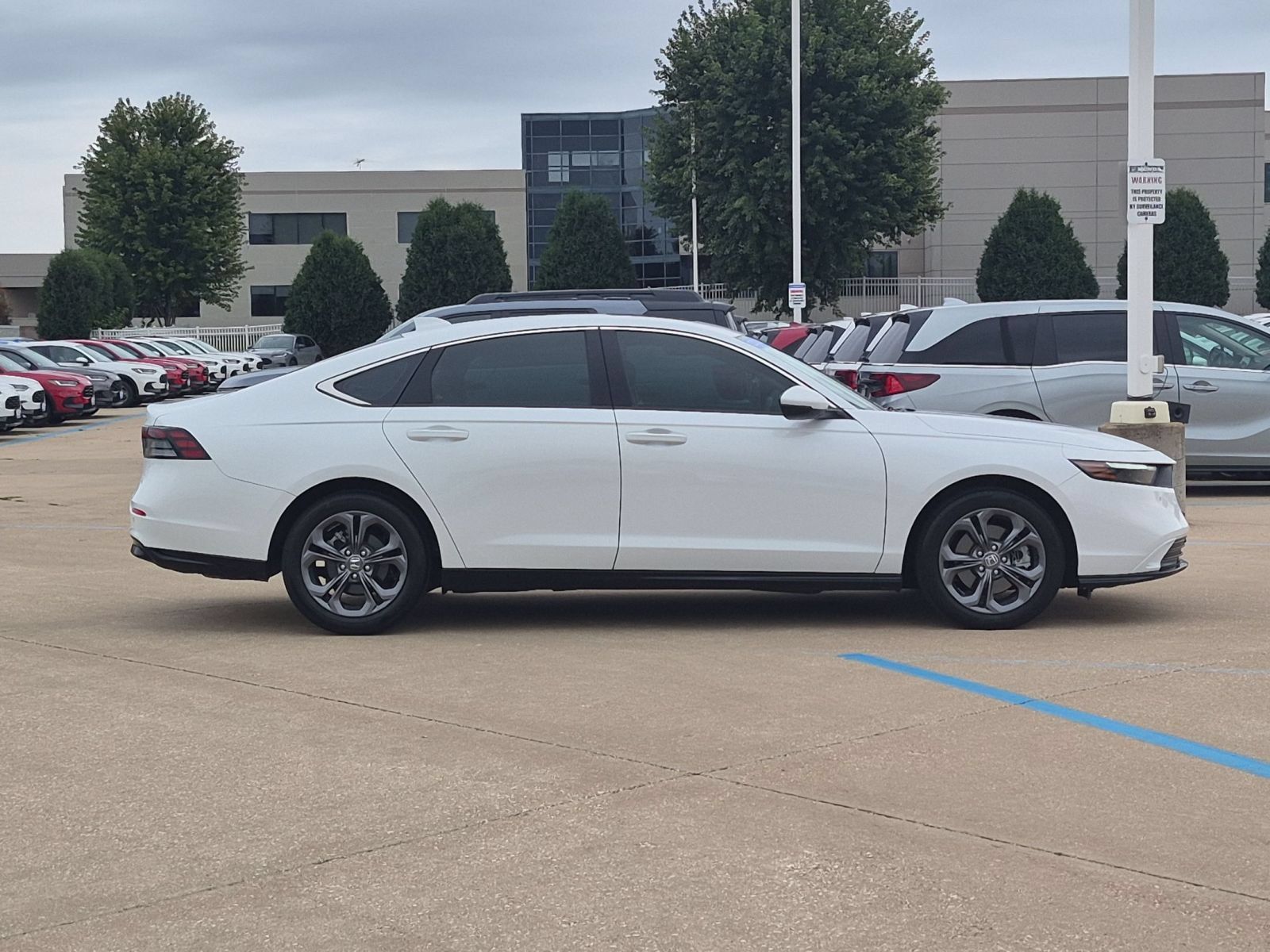 Certified 2024 Honda Accord EX-L image 5