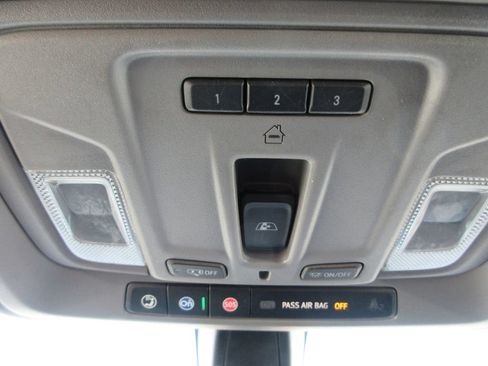 Certified 2021 Chevrolet Silverado 1500 LT Trail Boss w/ Convenience Package II AWD/4WD image 38