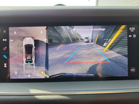 Certified 2024 Porsche Cayenne Coupe image 34