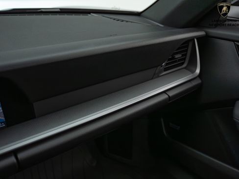 Used 2021 Porsche 911 Carrera image 29