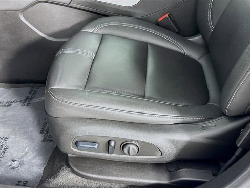 Used 2024 Chevrolet Blazer LT image 20