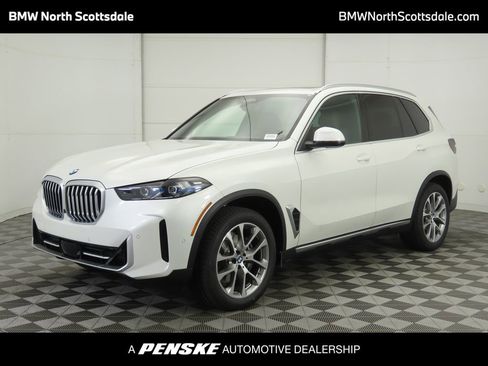 Used 2026 BMW X5 sDrive40i w/ Premium Package image 1