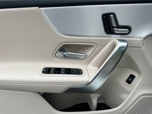 New 2025 Mercedes-Benz CLA 250 image 11