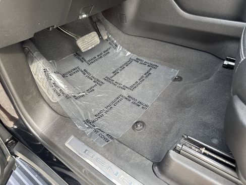 Used 2022 GMC Yukon Denali image 18