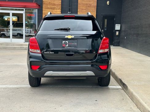 Used 2018 Chevrolet Trax LT AWD/4WD image 9