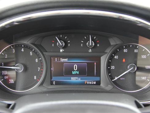 Used 2019 Buick Encore Essence AWD/4WD image 28