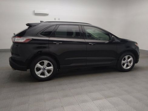 Used 2017 Ford Edge SE image 10