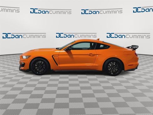 Used 2020 Ford Mustang Shelby GT350 w/ Technology Package image 5