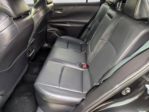 Used 2023 Toyota Venza Nightshade image 18