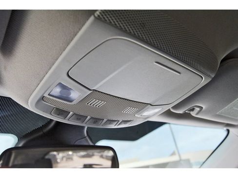 Used 2022 Ford Edge SE w/ Black Appearance Package AWD/4WD image 25