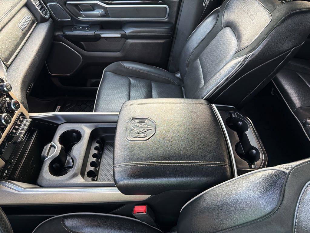 Used 2019 RAM 1500 Laramie AWD/4WD image 47