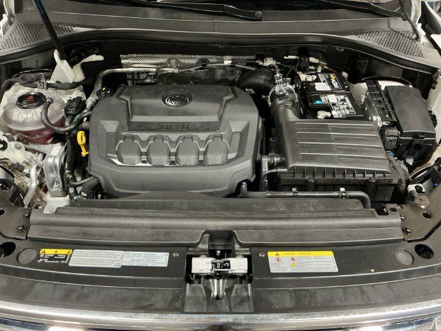 Used 2021 Volkswagen Tiguan SEL Premium R-Line AWD/4WD image 24