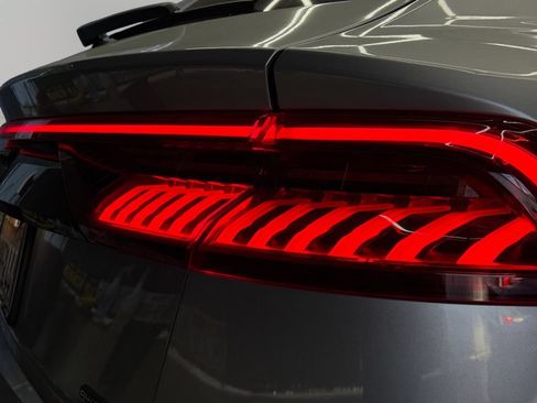 Used 2019 Audi Q8 Premium Plus w/ Premium Plus AWD/4WD image 30