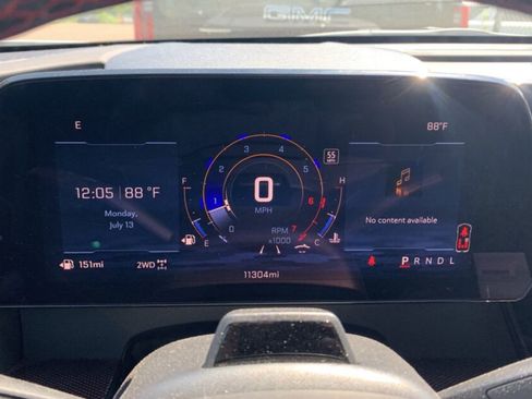 Used 2026 Chevrolet Traverse RS w/ LPO, Floor Liner Package AWD/4WD image 5