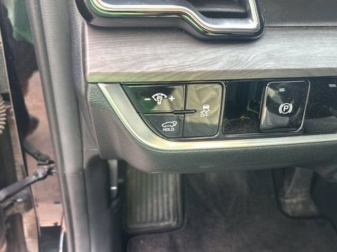 Used 2025 Kia Sportage X-Line w/ Premium Package AWD/4WD image 22